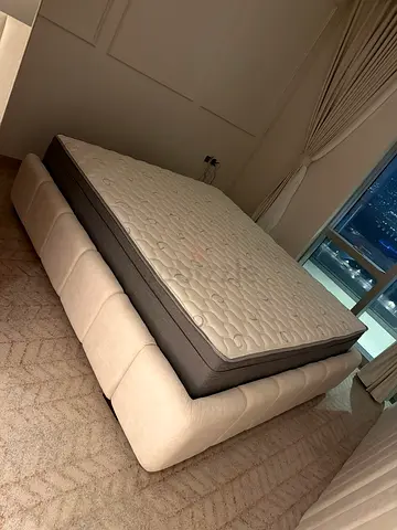 King size bed