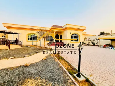 Luxurious single story 4bedroom villa for rent in just 135k 2 payment
