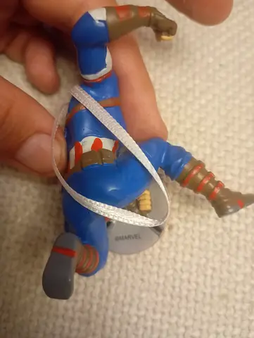 Marvel Captain America action figure (small collectible)