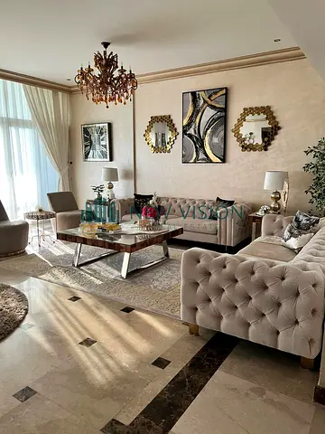 Penthouse apartment with a maid's room and 2 parking