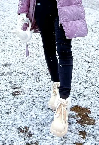 Winter boots