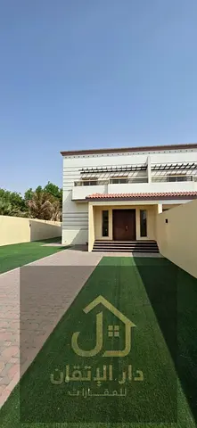 فرصة ذهبية للإيجار فيلا منطقة براشي مساحة واسعة وتشطيب راقي يوجد باركين مغطي