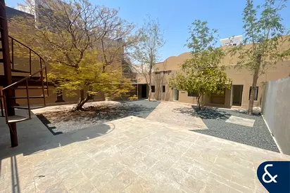 Prime Location | Open Plan Living | Vacant