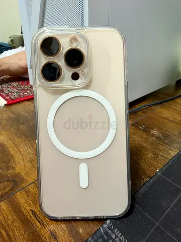 iPhone 16 Pro 128g with MagSafe clear case (good condition)