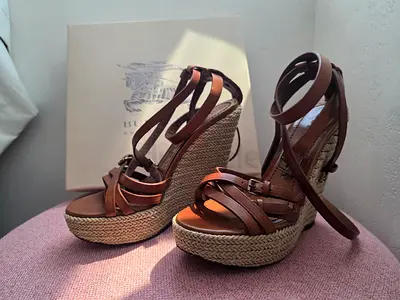 Burberry women's wedge espadrille sandals, size 39, new in box