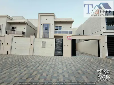 An excellent opportunity to own a spacious villa in a quiet location close to various amenities; suitable for both family living and investment.