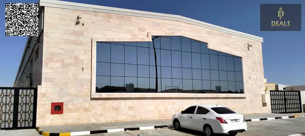 مستودع وقطعة أرض صناعية للبيع في الصجعة، الشارقة | 29,000 قدم مربع | كهرباء 230 كيلوواط | 1.35 مليون درهم
