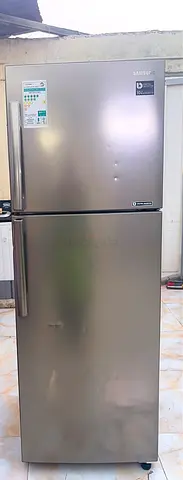 ثلاجة