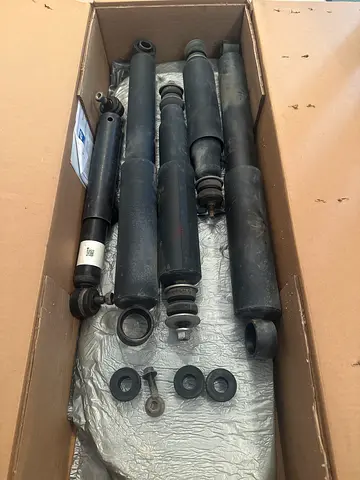 Original Nissan Patrol Safari shocks + stabilizer