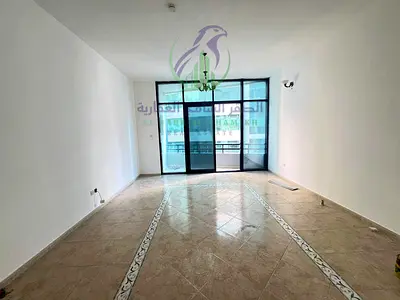 شقه ثلاث غرف وصاله المجاز 3 مع تكيف وباركينج مجاني خزائن بالحائط بلكونه غرفة خادمه ماستر مساحات واسعه