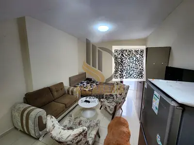 استوديو مفروش فاخر للإيجار الشهري في أبراج الأورينت – شامل الفواتير والإنترنت! 🏢✨