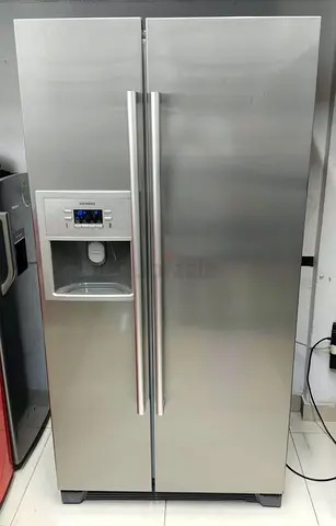 Siemens Stainless Steel Side-by-Side Fridge with Ice & Water Dispenser
