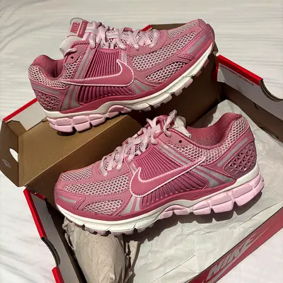 Nike vomero 5 trainers