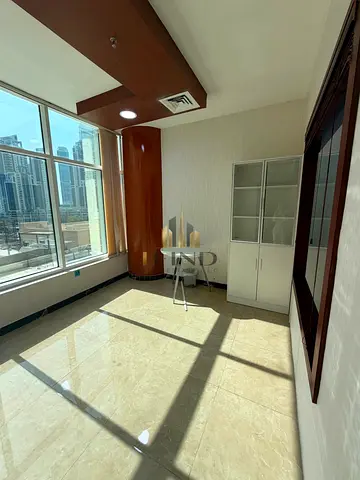 Fully Fitted | Glass Partitions | Vacant
