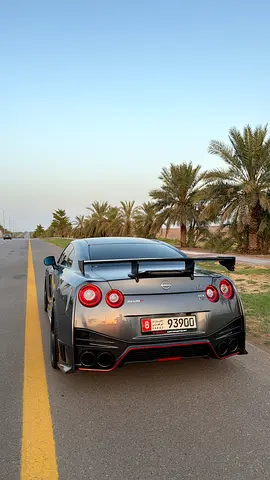 2013 Nissan GT-R 照片 3