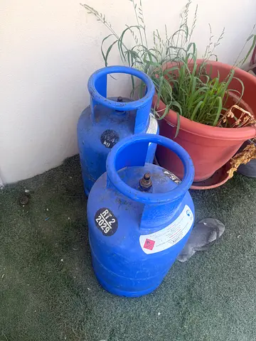 Gas cylinder