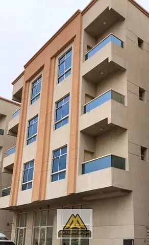 بناية سكنية وتجارية للبيع في العالية – عجمان | مؤجرة بالكامل | دخل سنوي | موقع مميز