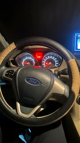 2011 FORD FIESTA — фото 7