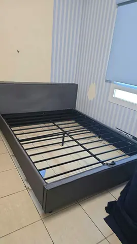 Queen size hydraulic bed and mattress for sale in Dubai