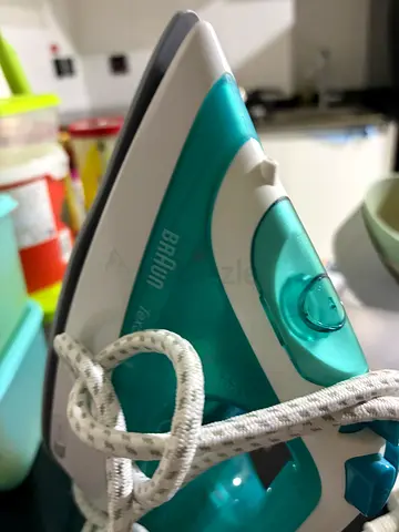 Braun Steam Iron (working) - Lightly Used
