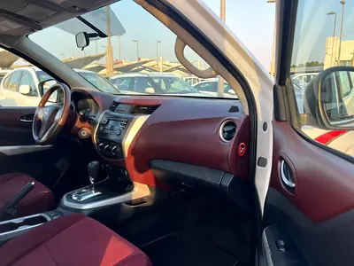 2020 Nissan NAVARA 照片 10