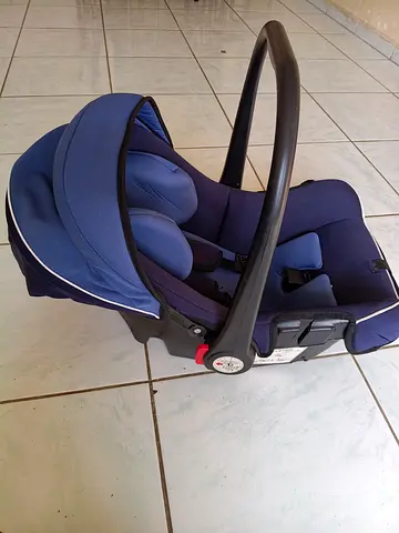 Baby car seat