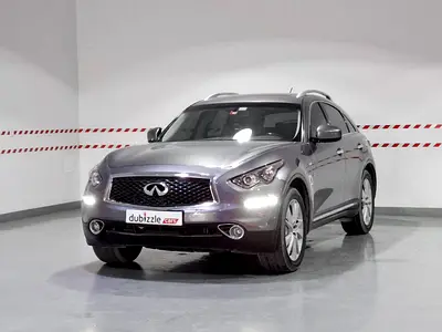 2017 Infiniti QX70 photo 3