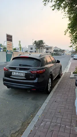 2012 Infiniti FX35 Standard GCC Specs