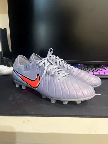 Used Nike Football Boots/Cleats - Size (Please Confirm) - Light Grey/Pink Accent