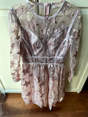 Authentic Valentino  Light pink star-patterned long sleeve tulle dress (women's) - gently used