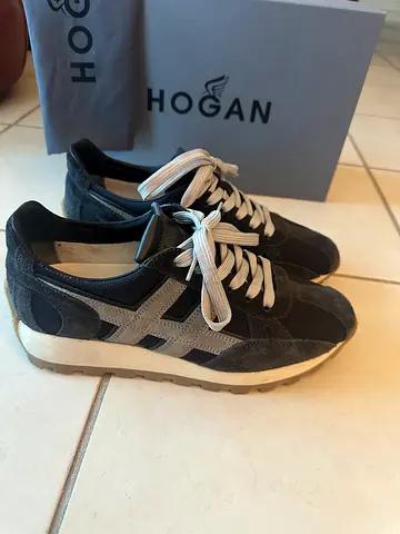 Hogan H671 Allaciato Tess Slash Suede Men’s Sneakers - Men’s Size 6
