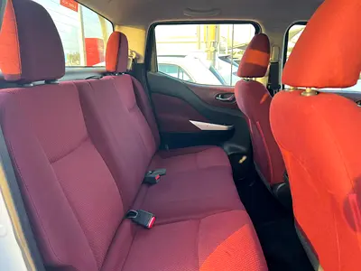 2020 Nissan NAVARA 缩略图 12