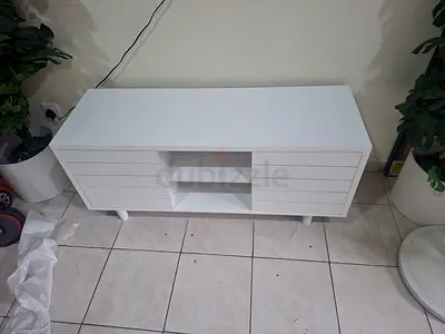 White low TV unit / media console - modern, good condition