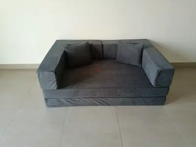 Low-profile gray sectional sofa lounge (good condition)