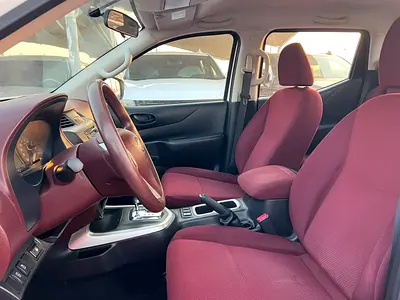 2020 Nissan NAVARA 照片 9
