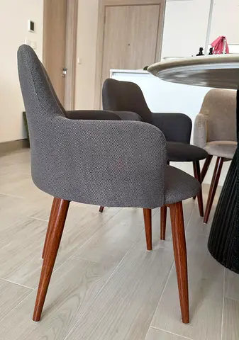 Dining chair