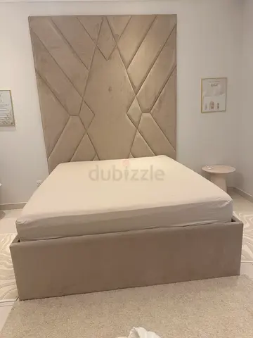 Bed king size