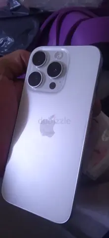 Apple iPhone 15 Pro  -Tera 128 Silver (Good Condition)