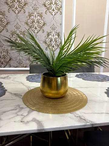 Centre table vase