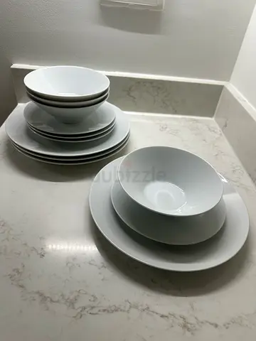 IKEA White Dinnerware Set – 12 Pieces / 4 People
