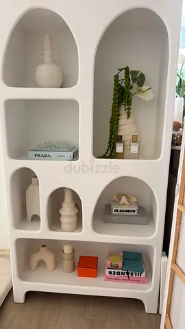 Minimal book shelf display closet furniture