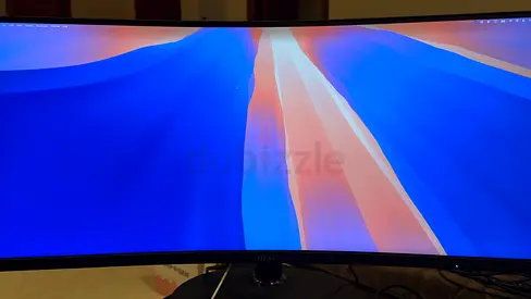 MSI Modern MD342CQP 34-inch curved ultrawide monitor.