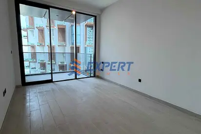 STUDIO | HIGHER FLOOR | GENUINE LISTING