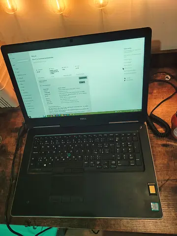 Dell Workstation/Gaming Laptop precision 7710 i7-6820HQ, 16GB RAM, NVIDIA Quadro 4GB, 1.14TB