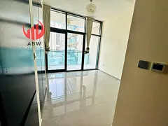 Street View Studio | Merano Tower | Balcony Access