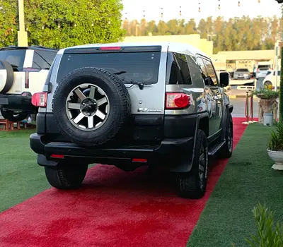 صورة 7 لـ 2009 Toyota FJ CRUISER