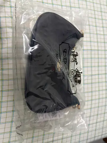 Coach Small Black Shoulder Bag (New, in Protective Packaging)