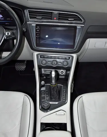 2019 Volkswagen TIGUAN 缩略图 17