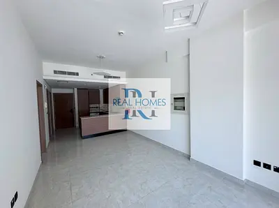 Direct Pool Access | Study | Big Layout | Fitted |