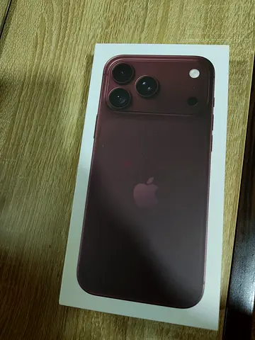 Iphone 18 pro max-256 GB -Burgundy Sealed box